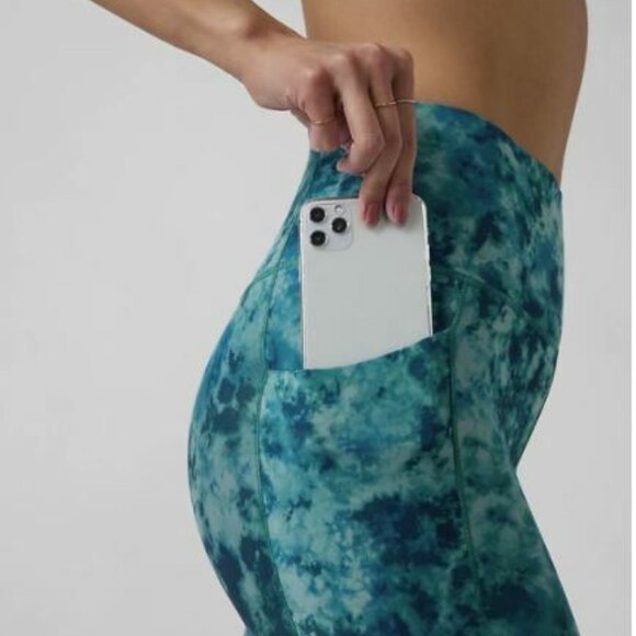 Athleta Salutation Stash 7/8 tight M turquoise blue tie-dye NWOT - Picture 4 of 15